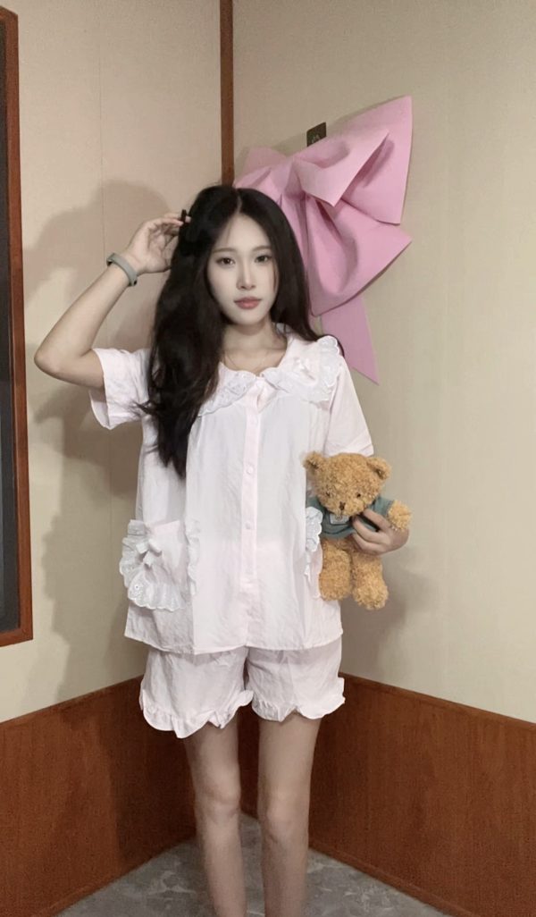 [HD08] Bộ đồ ngủ mặc nhà tay ngắn phối 2 túi viền ren trắng xinh xắn