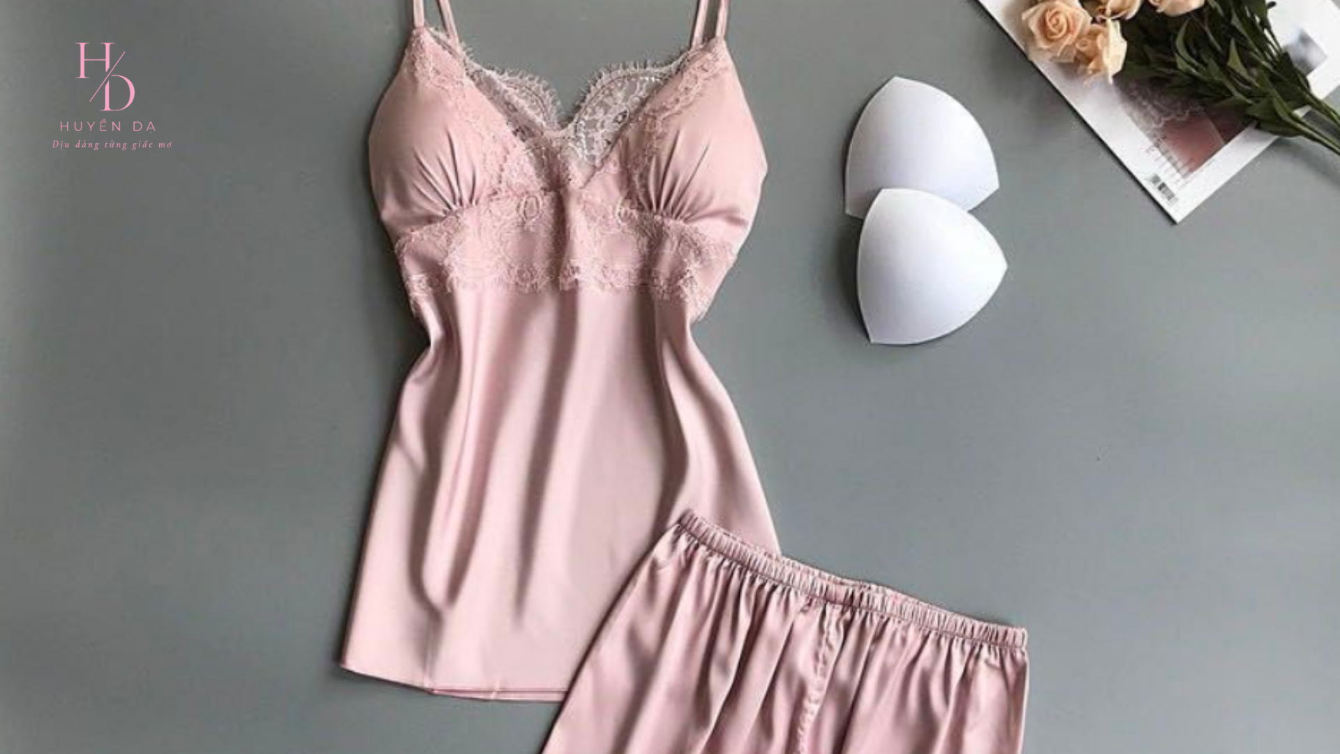 Các Loại Đồ Ngủ Sexy Quyến Rũ Được Ưa Chuộng Hiện Nay