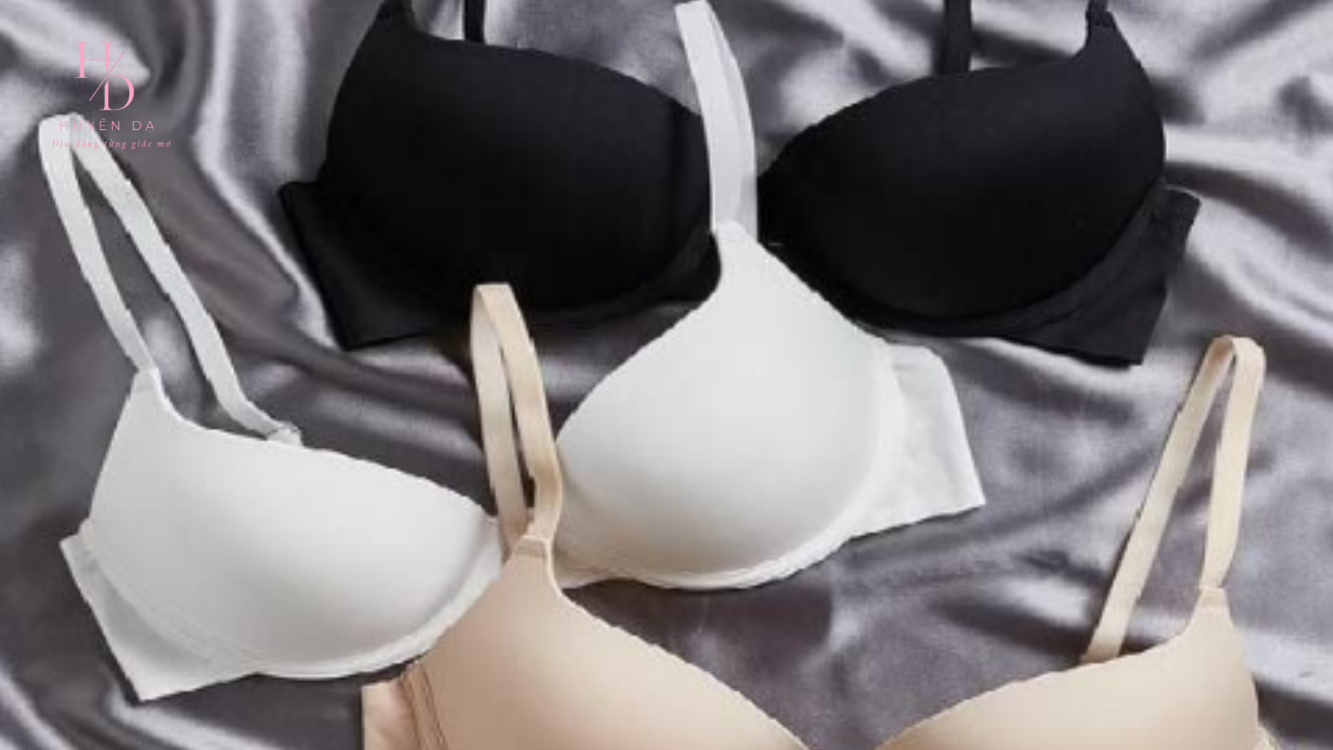 Các loại áo lót nữ phù hợp cho ngực nhỏ