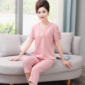 Đồ ngủ nữ trung niên – sự kết hợp giữa thoải mái và thanh lịch