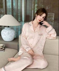Pijama ngủ nữ lịch lãm