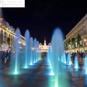 phố đi bộ nguyễn Huệ